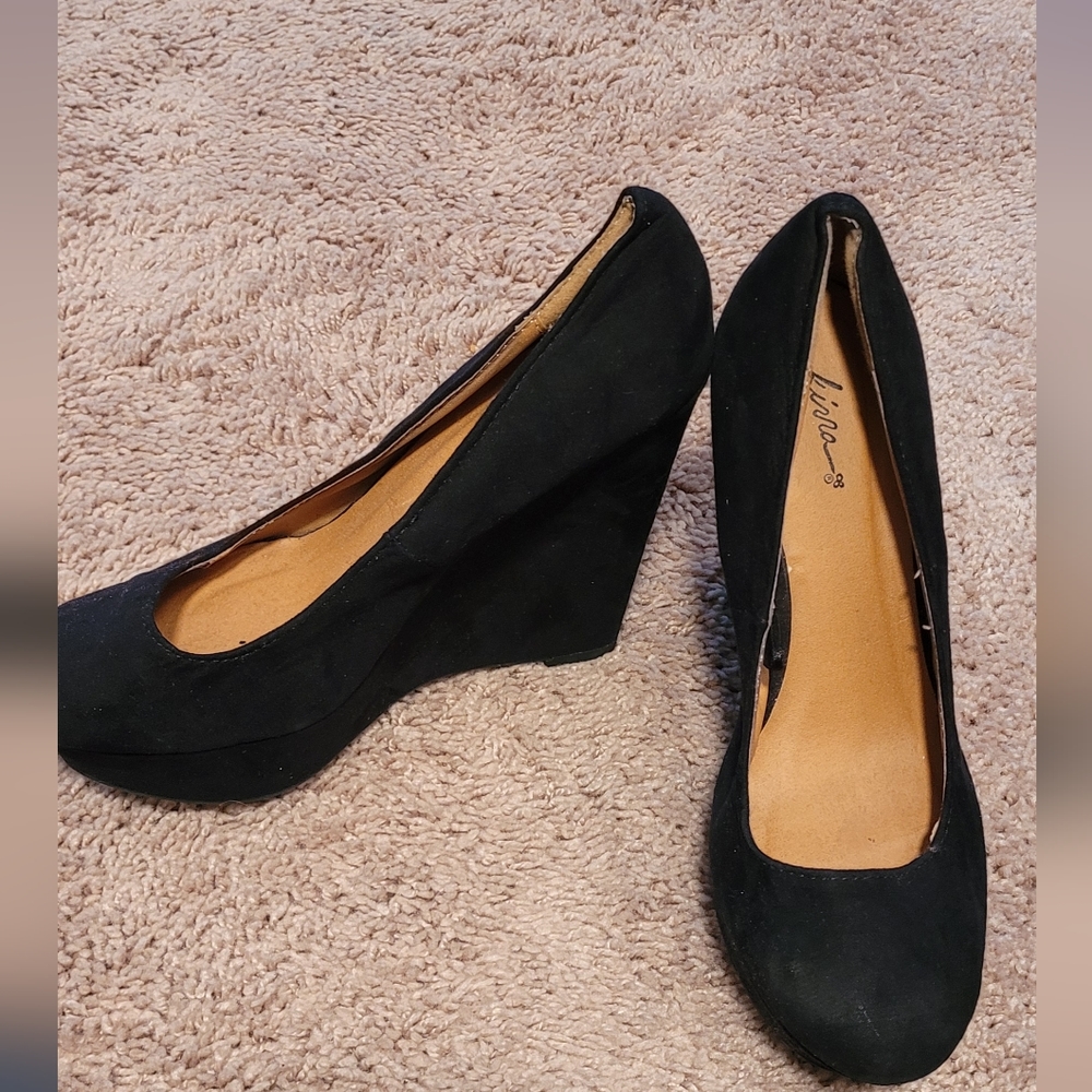 Wedge heels